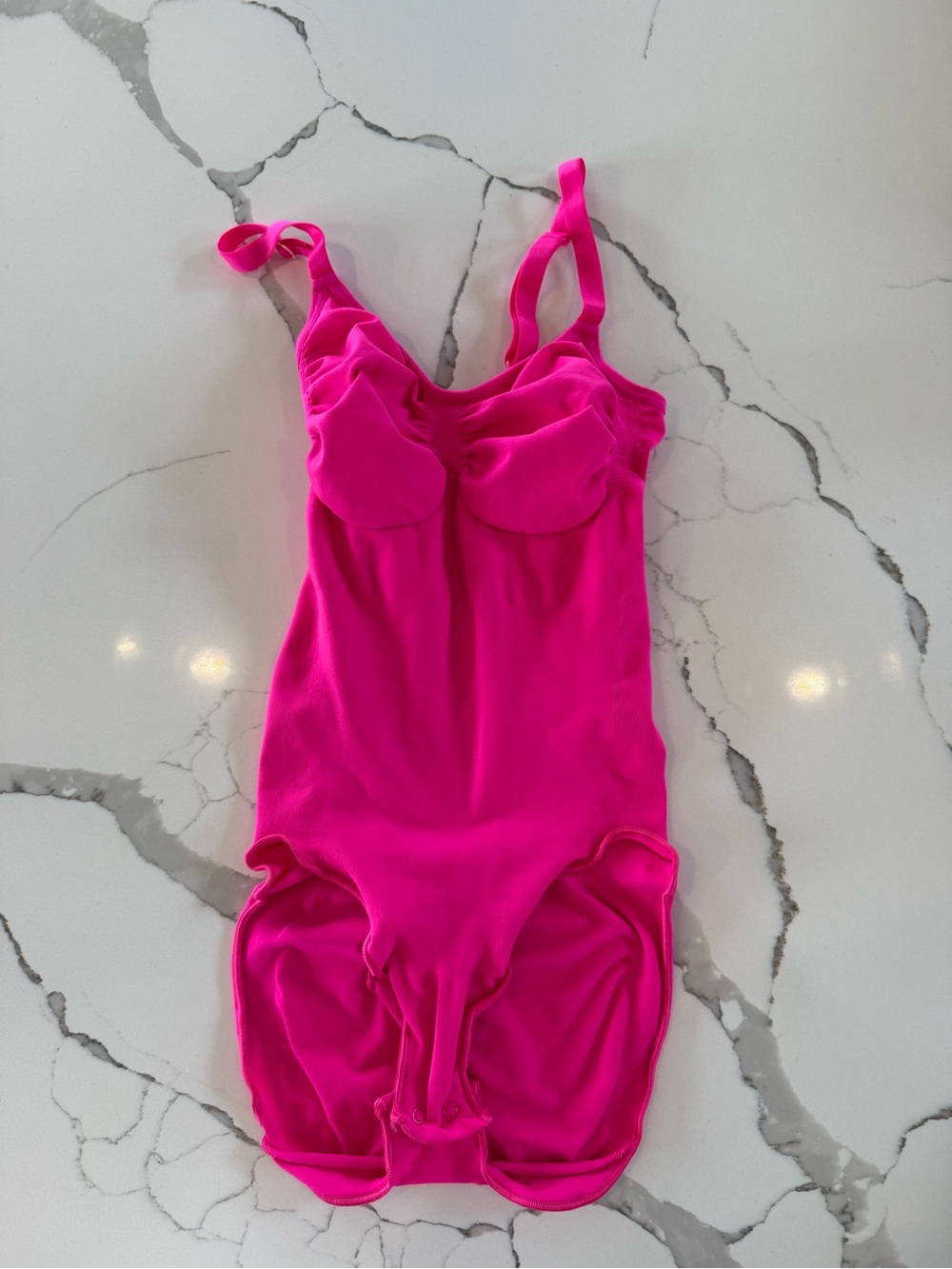 SKIMS Seamless Sculpt Brief Bodysuit Hot Pink Limited Edition Small Medium